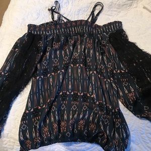 Flowy Jessica Simpson blouse
